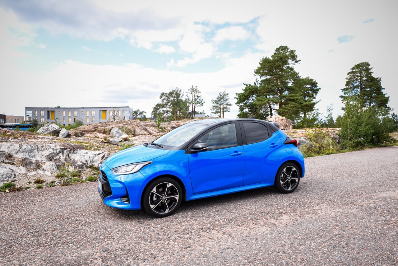 Toyota Yaris koeajo Johanna Lätti