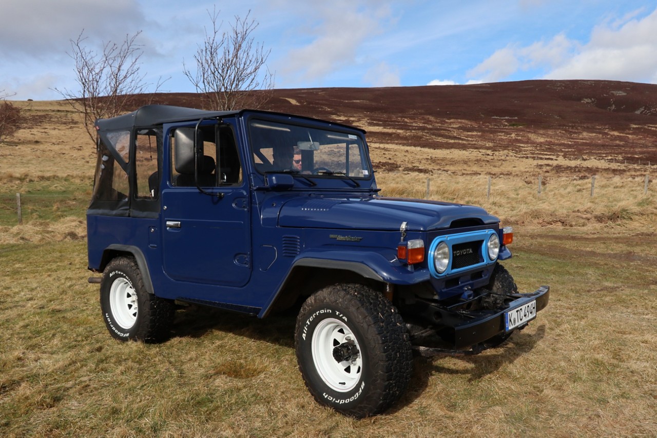 Toyota Land Cruiser  BJ40 