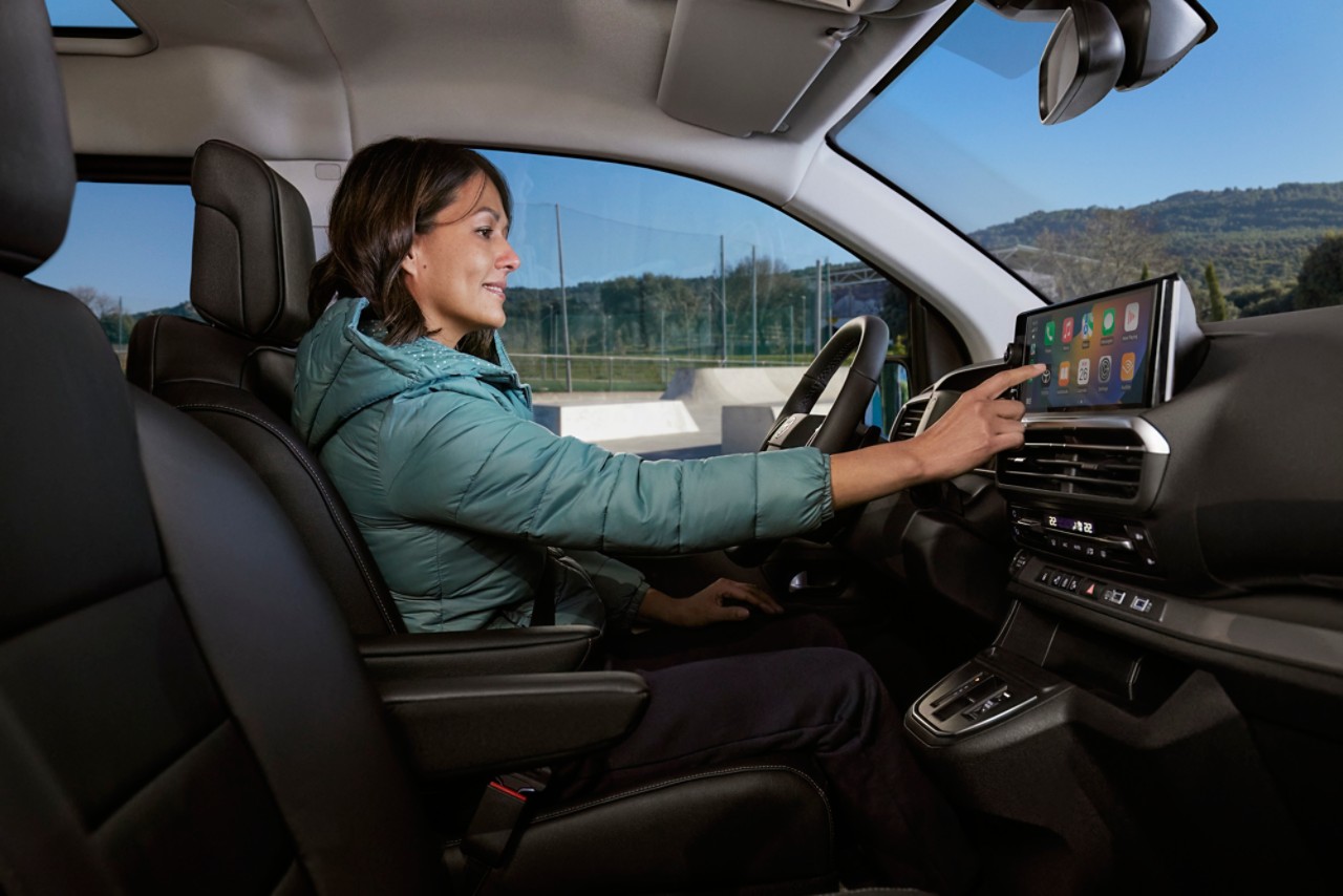 An owner behind the wheel of their Toyota Proace Verso 